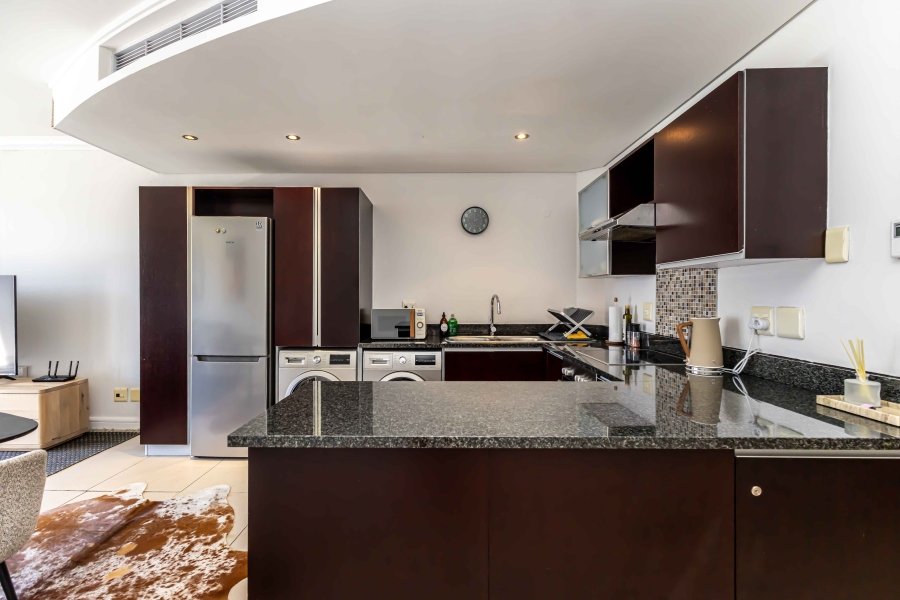 To Let 1 Bedroom Property for Rent in De Waterkant Western Cape